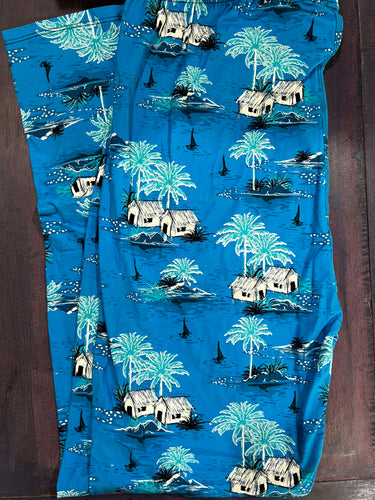 Island Huts Standard Leggings