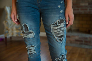 DISTRESSED STRETCH PATCH DENIM
