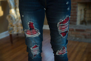 DISTRESSED STRETCH PATCH DENIM