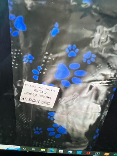 Grunge Pattern Paws Biker Shorts