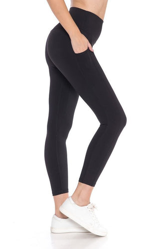 Solid Black Standard Leggings